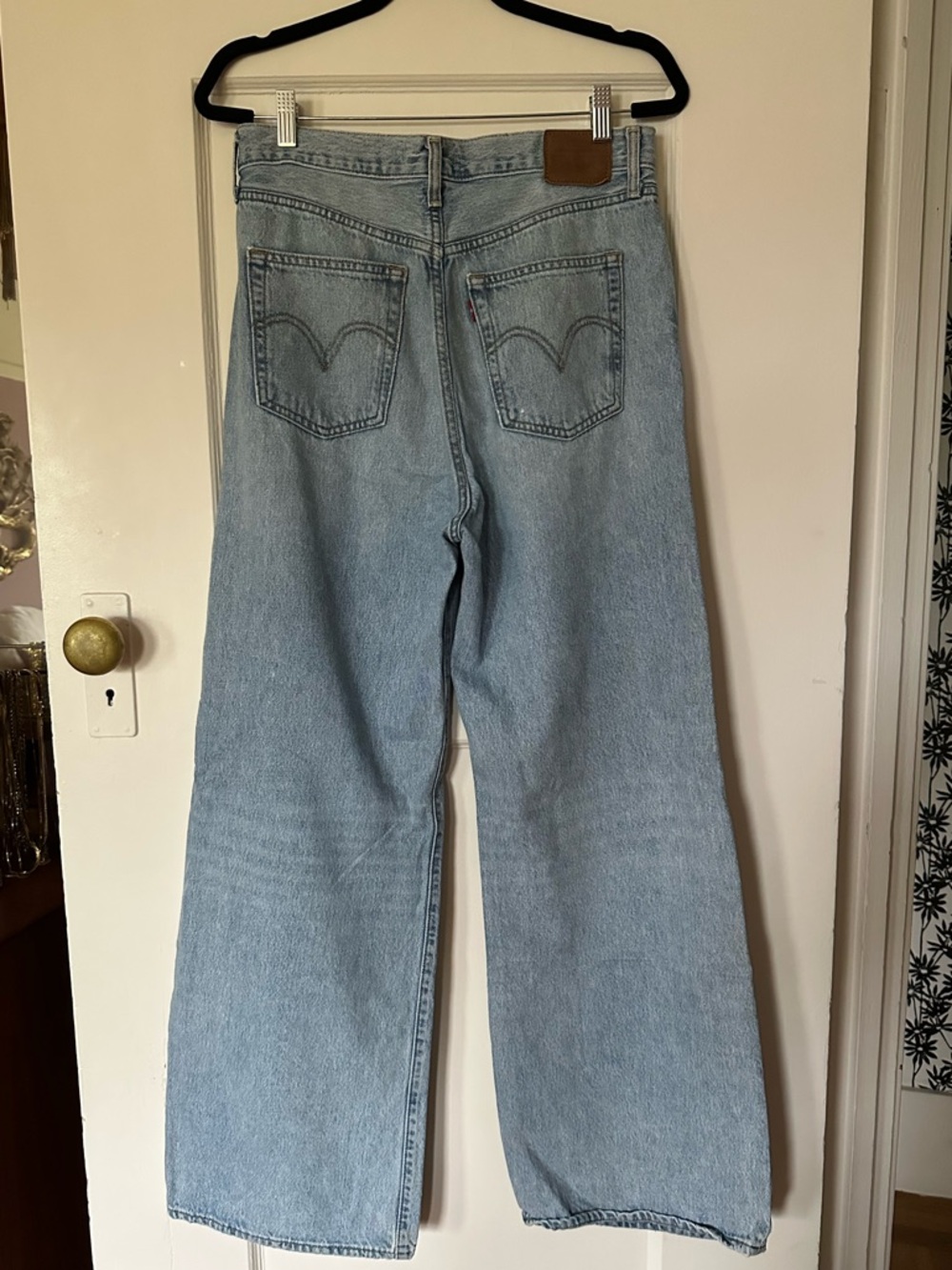 Levi's Light Blue Ribcage Jeans - Picture 6 of 8